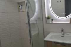 e8eb8c41-6ca9-441d-a973-0631bf4fd767-1